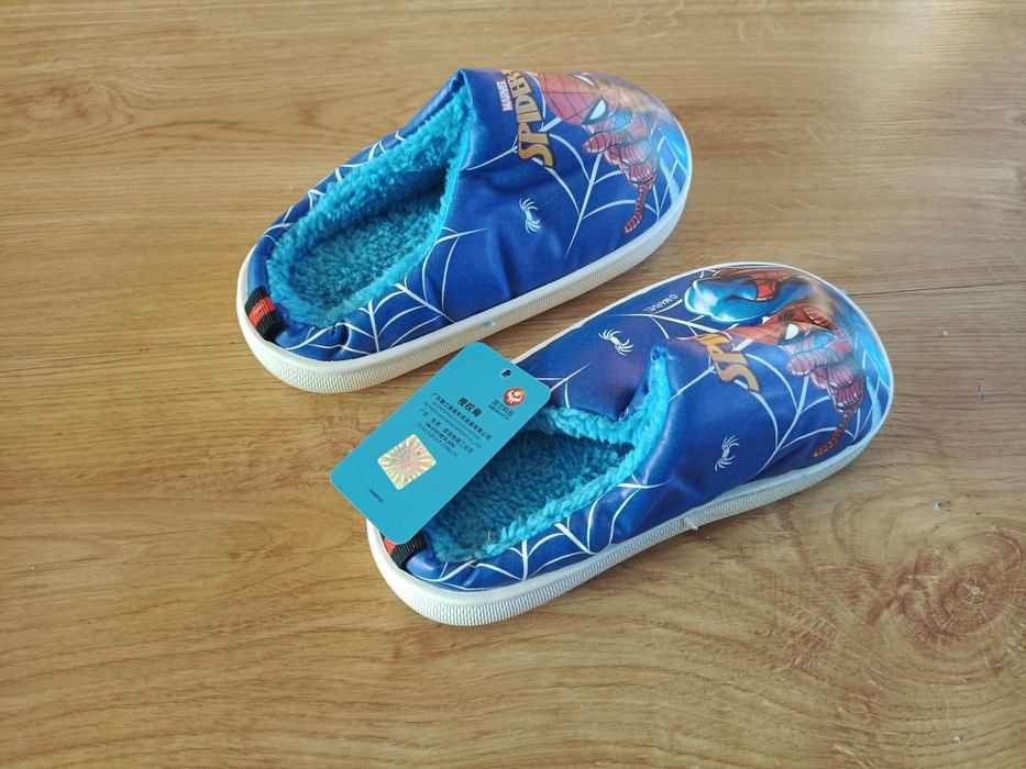 Тапочки Человек-паук
