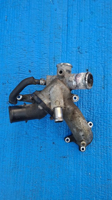 Корпус термостата 4GR-FSE 2.5 TOYOTA