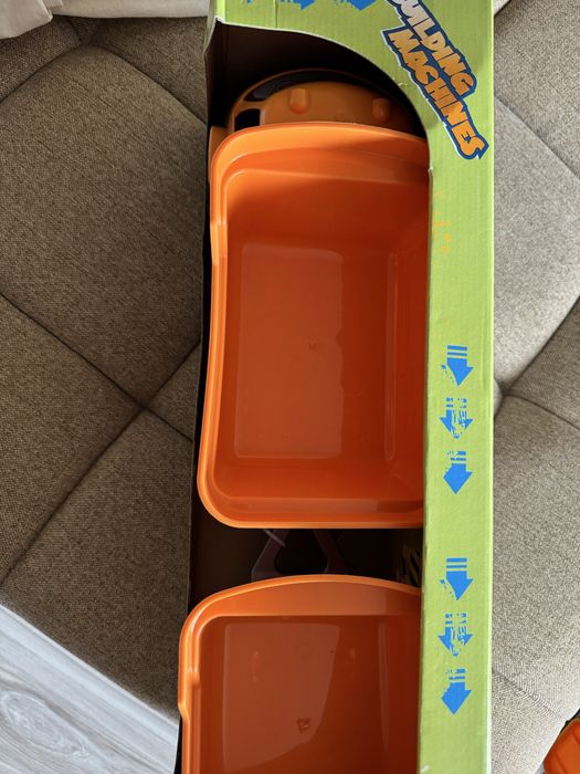 Продам детскую машинку