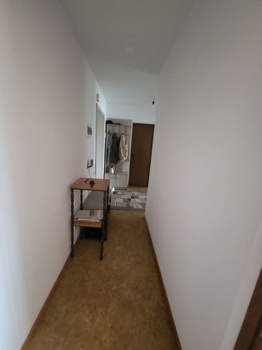 Продам 2 ух комн кв район Берекке