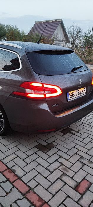 Peugeot 308 1.2/110 cp