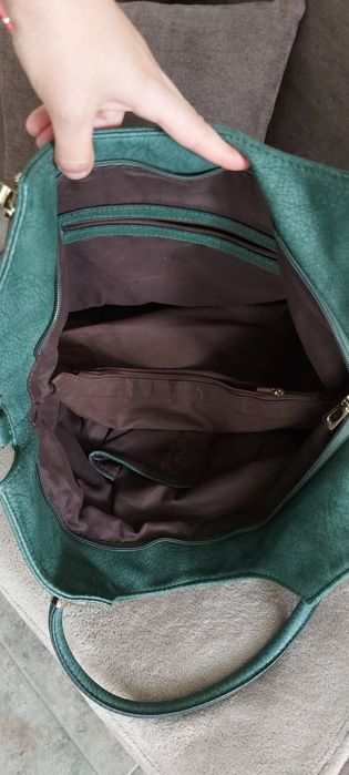 Дамски чанти различни цветове