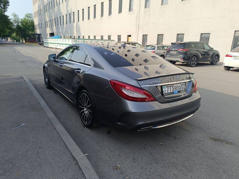 Мерседес Бенц CLS 2017