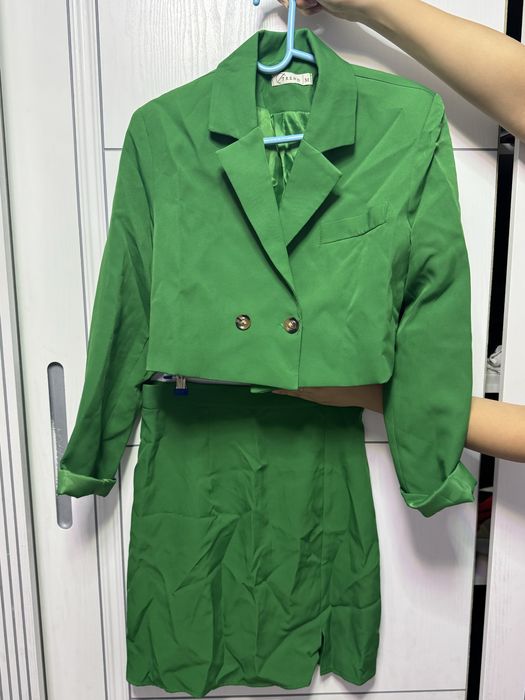 Продам двойка костюм