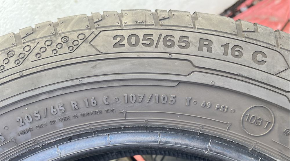 4бр 205/65/16с на 7мм с 17дот Континентал