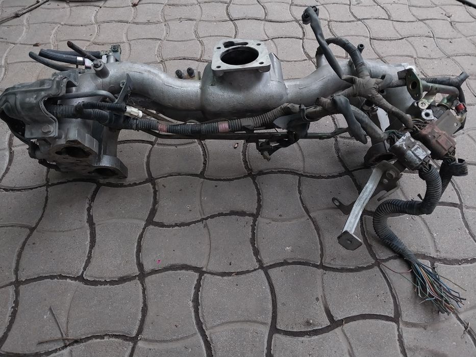 Паук впускного коллектора Subary