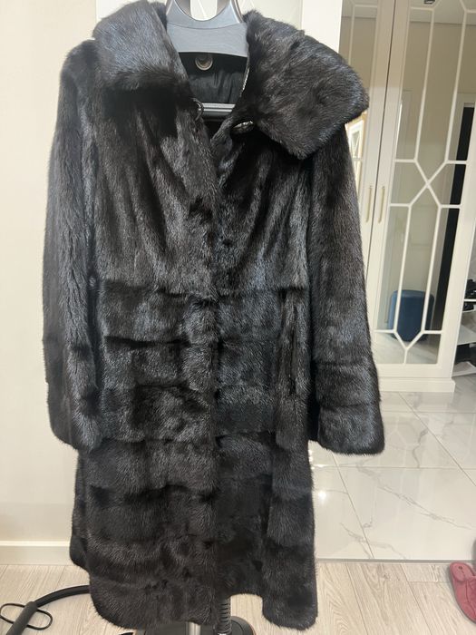 Натуральная норковая шуба черный бриллиант