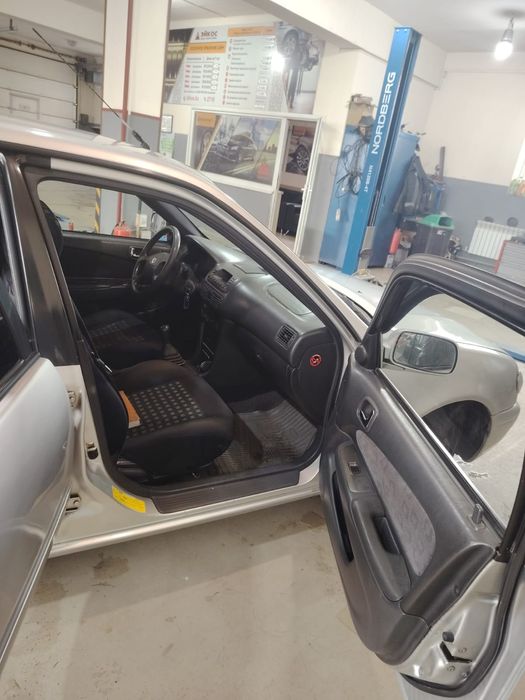Toyota corolla 2000 г