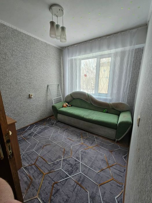 1,2,3 комнатные квартиры.