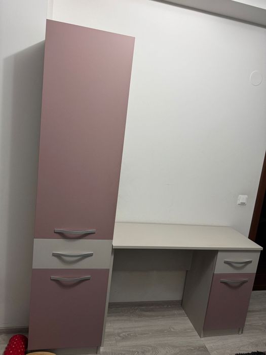 Se vinde mobilier birou(2 seturi)