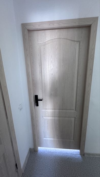 Почти новый есик