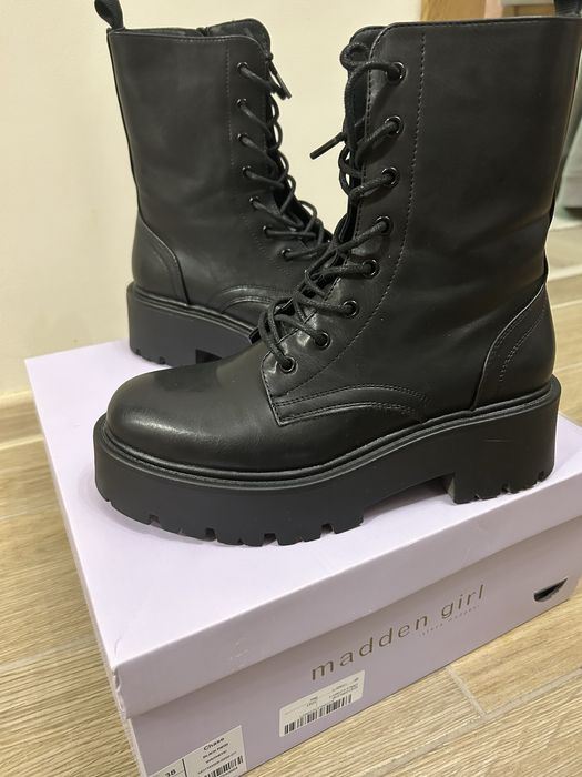 Боти Steve Madden