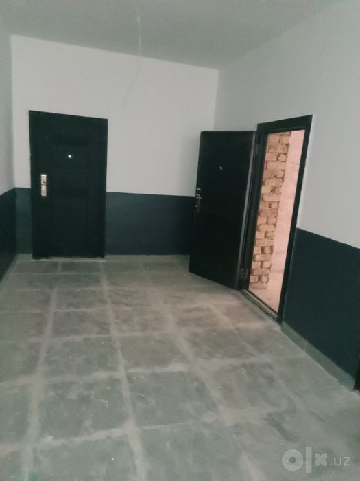 Uy sotiladi . Kvadrati 4.3 mln dan kelishiladi