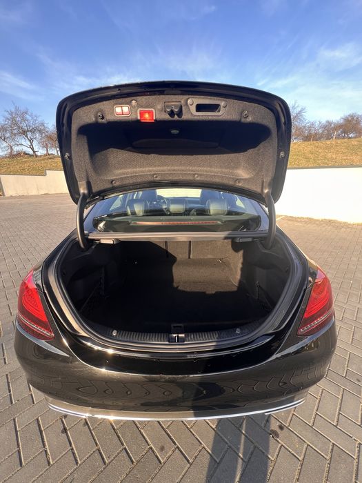 Mercedes-benz C300, 2019,4Matic, 9G-tronic
