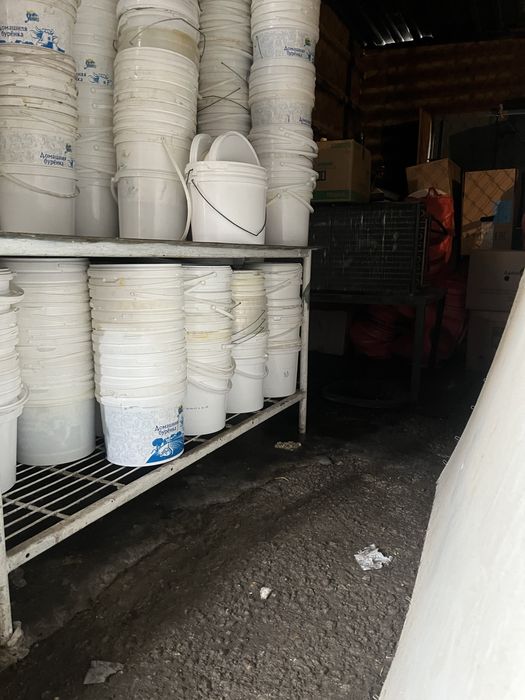 Ведра пластмасовые