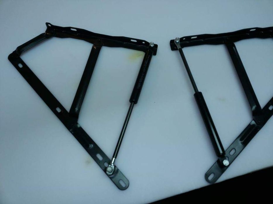 Подматрачни рамки метални и метални легла с крака