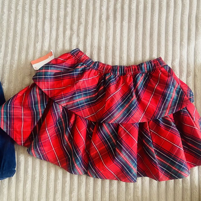 Продам новый костюм