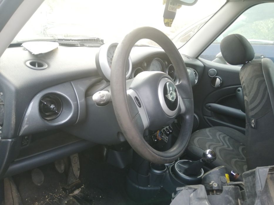 Mini Cooper One Dezmembrez/Dezmembram