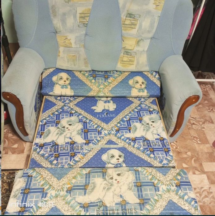 Продам два дивана