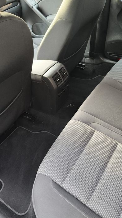Vând VW Golf6 Limuzină