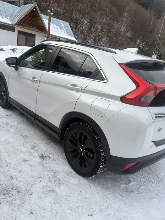 Mitsubishi vanzare