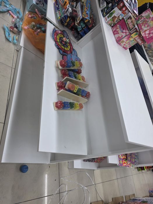 Продам витрины 1м×45 × 1м