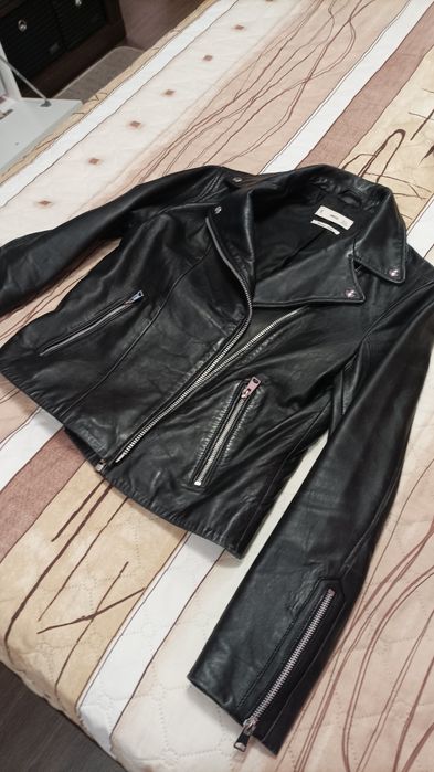 Дамско кожено яке