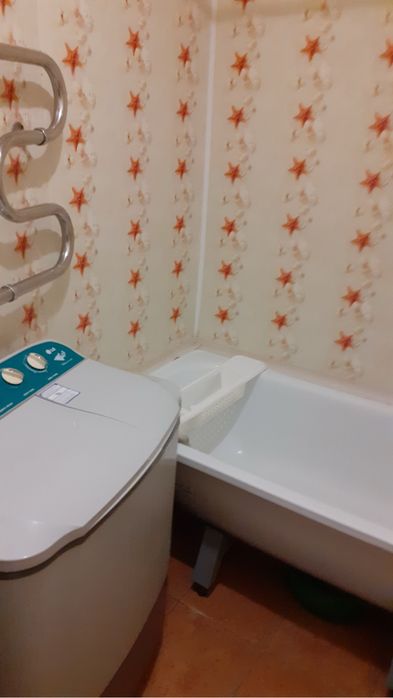 Сдам 2х комнатную в 16 мкр.