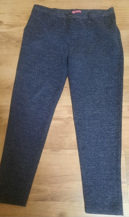 Pantaloni moderni mărimea l
