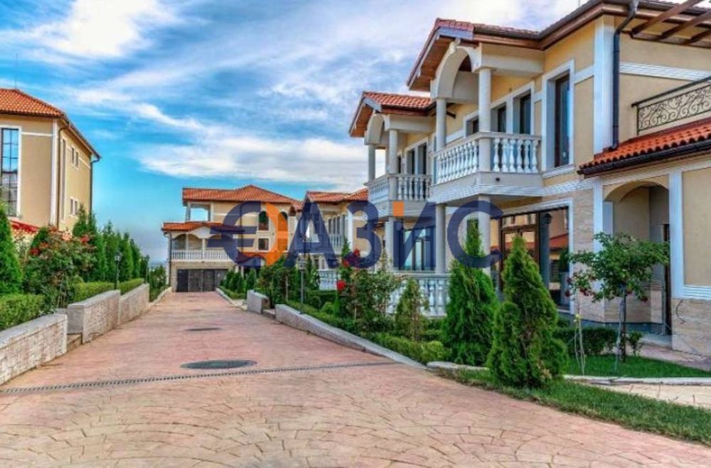 Продава се Къща в с. Кошарица, Област Бургас - 170 кв.м за 1017 €/кв.м - Снимка #10