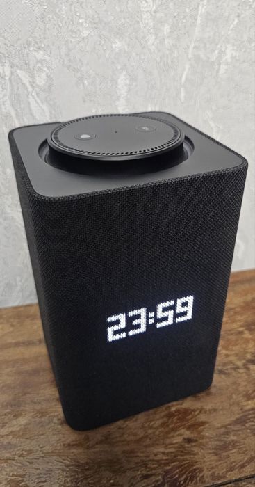 Продам Алису Макс не рабоатет звук