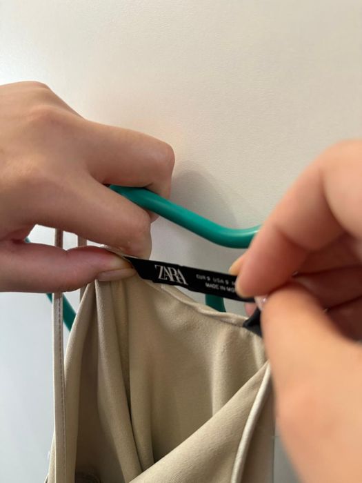 Продам крутые платья почти новые