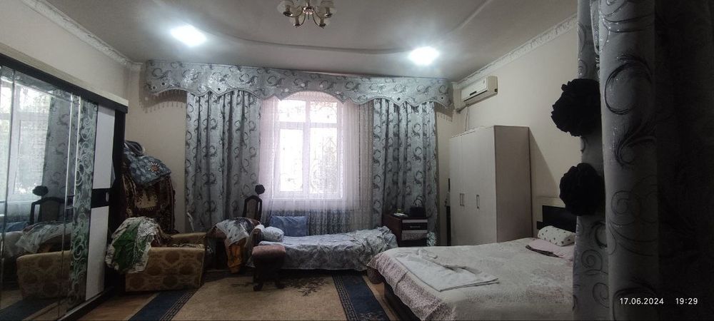 6 sotih. 6 xona  tayor biznesi bilan uchastka sotiladi