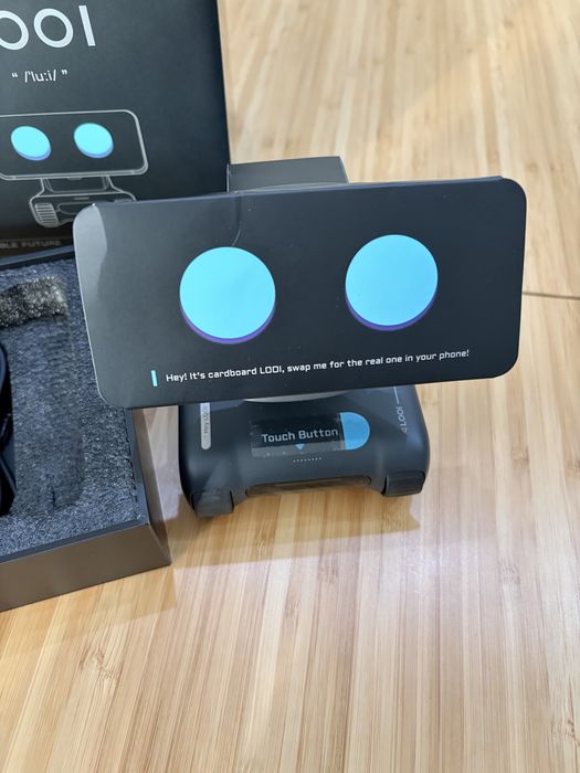 Robot Looi умный настольный робот с ChatGPT