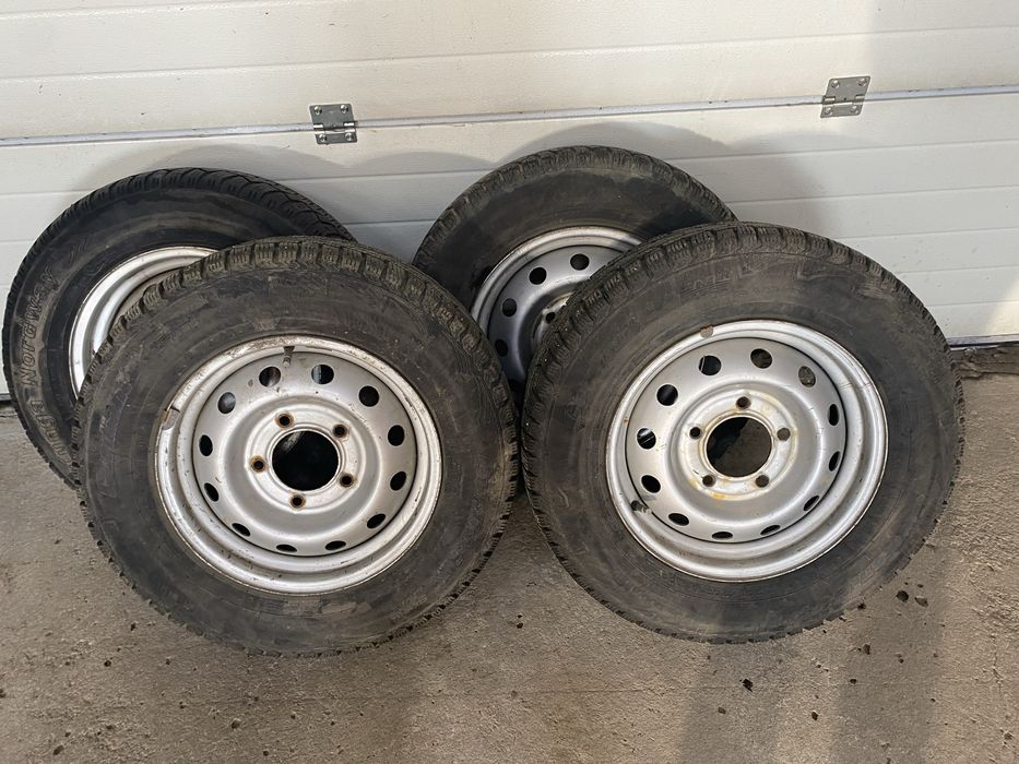 Колеса в сборе на ниву