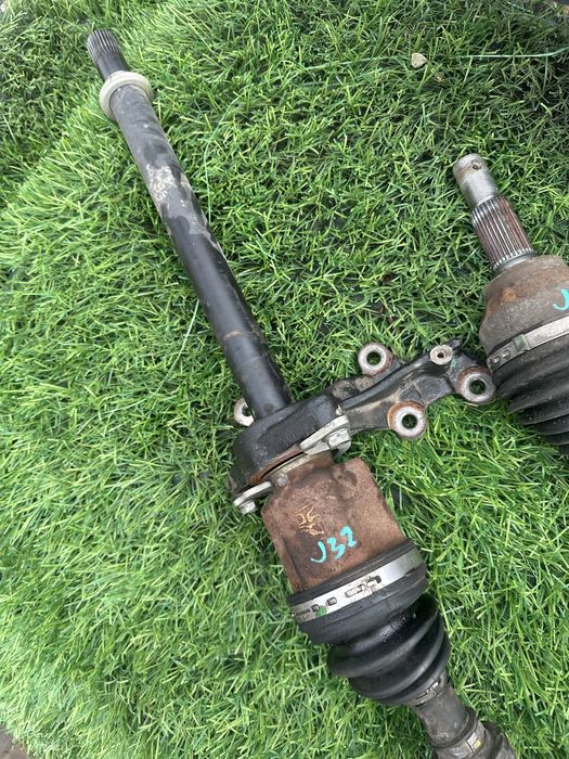 Привод Toyota avensis 250