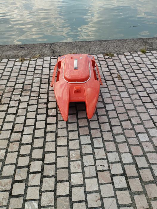 Лодка за захранка