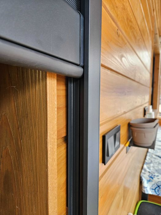 Два броя външни текстилни електрически роло щори 2370 мм X 2505 мм