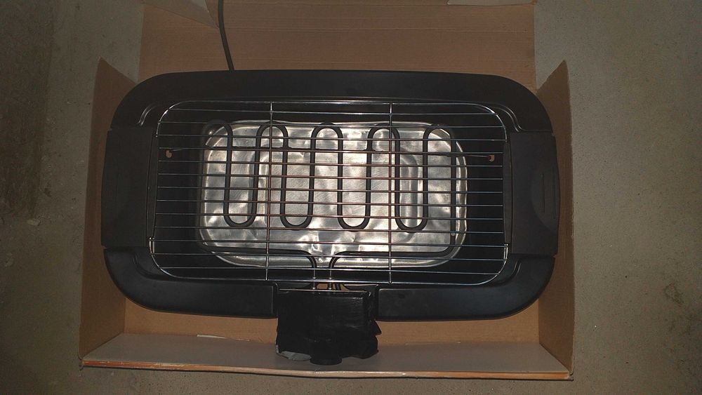 Grătar electric pentru mici, cârnați, fripturi mici, 2000 W