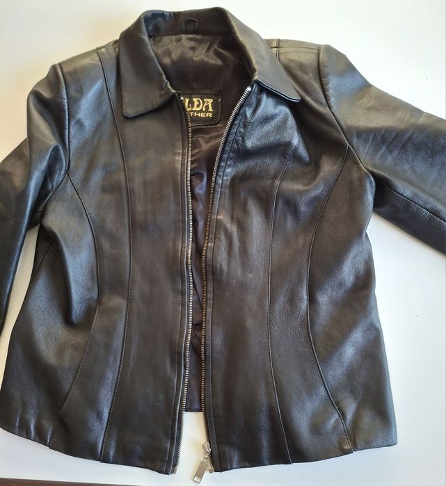 Кожено яке дамско