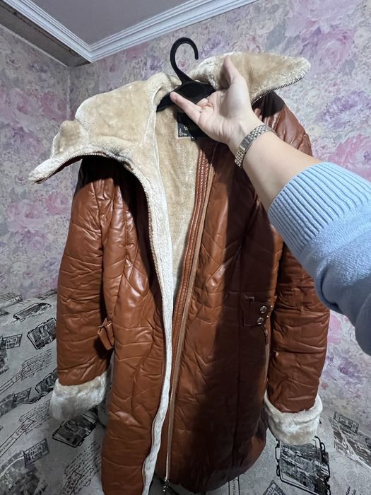 Зимняя куртка, верхняя одежда