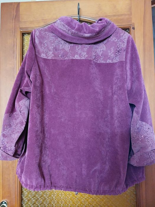 Продам куртку большого размера