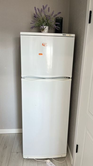 Продам холодильник!!!