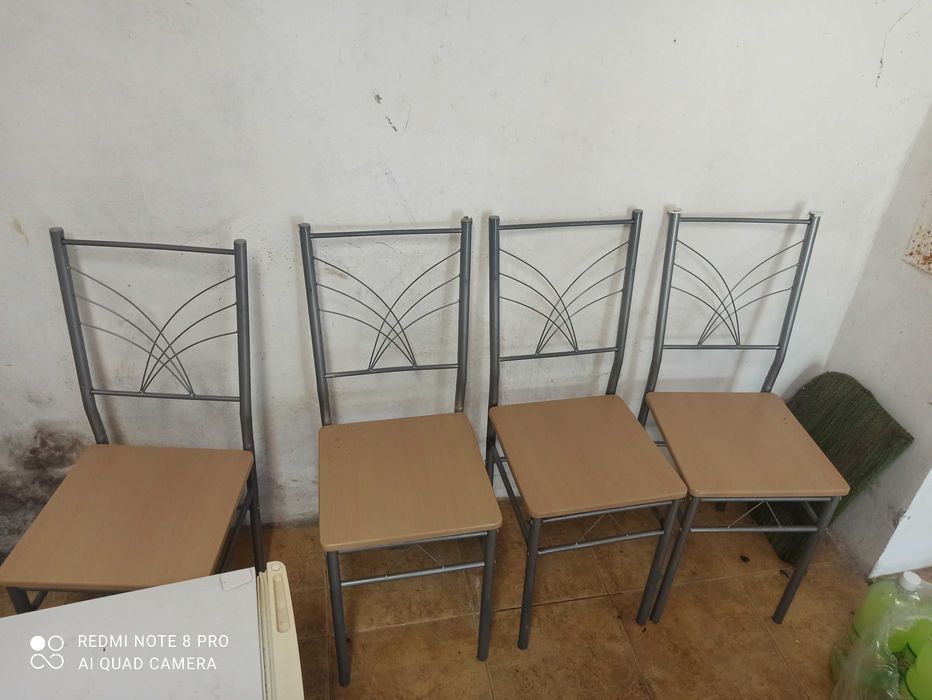 Кухненска маса с 4 стола комплект