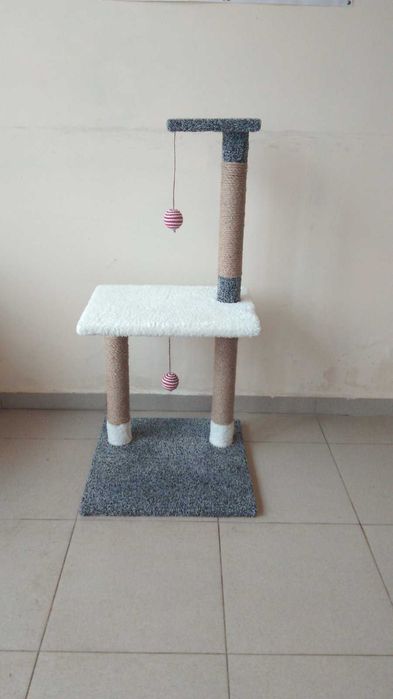 Драскалка за вашето коте.Височина 85см