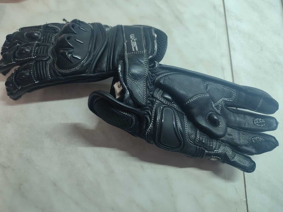 Каска MT Braker SV Black мат, размер S