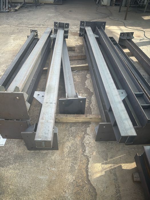 Confecții structuri metalice, hale, pergole, foișoare, banci, etc.