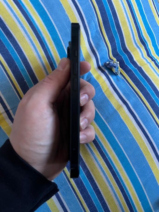 Продам Apple 14 128gb