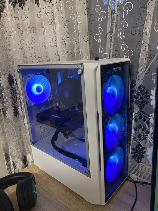 Vand/Schimb Pc Gaming Rtx 3060Ti / Ryzen 5 5600G / 16Gb Ram ssd 512