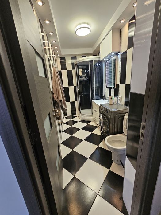 APARTAMENT 50 mp+parcare in fata blocului